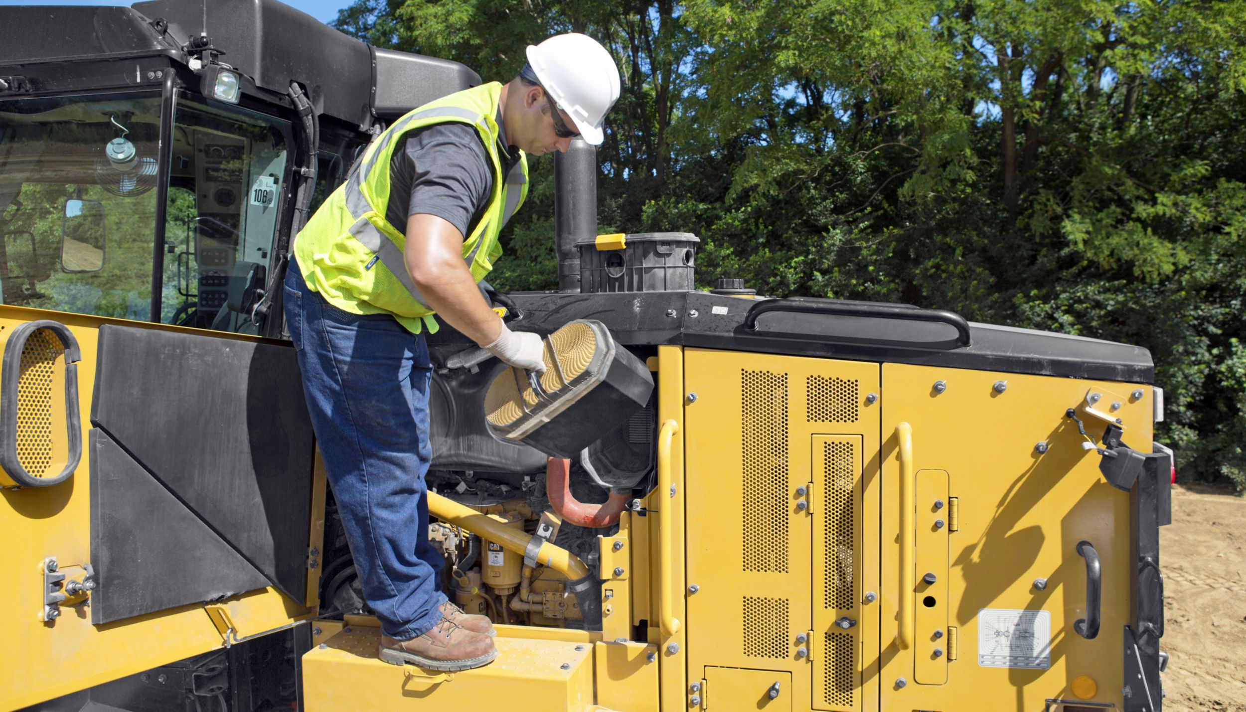 Cat 120 Motor Grader - LOWER MAINTENANCE COSTS