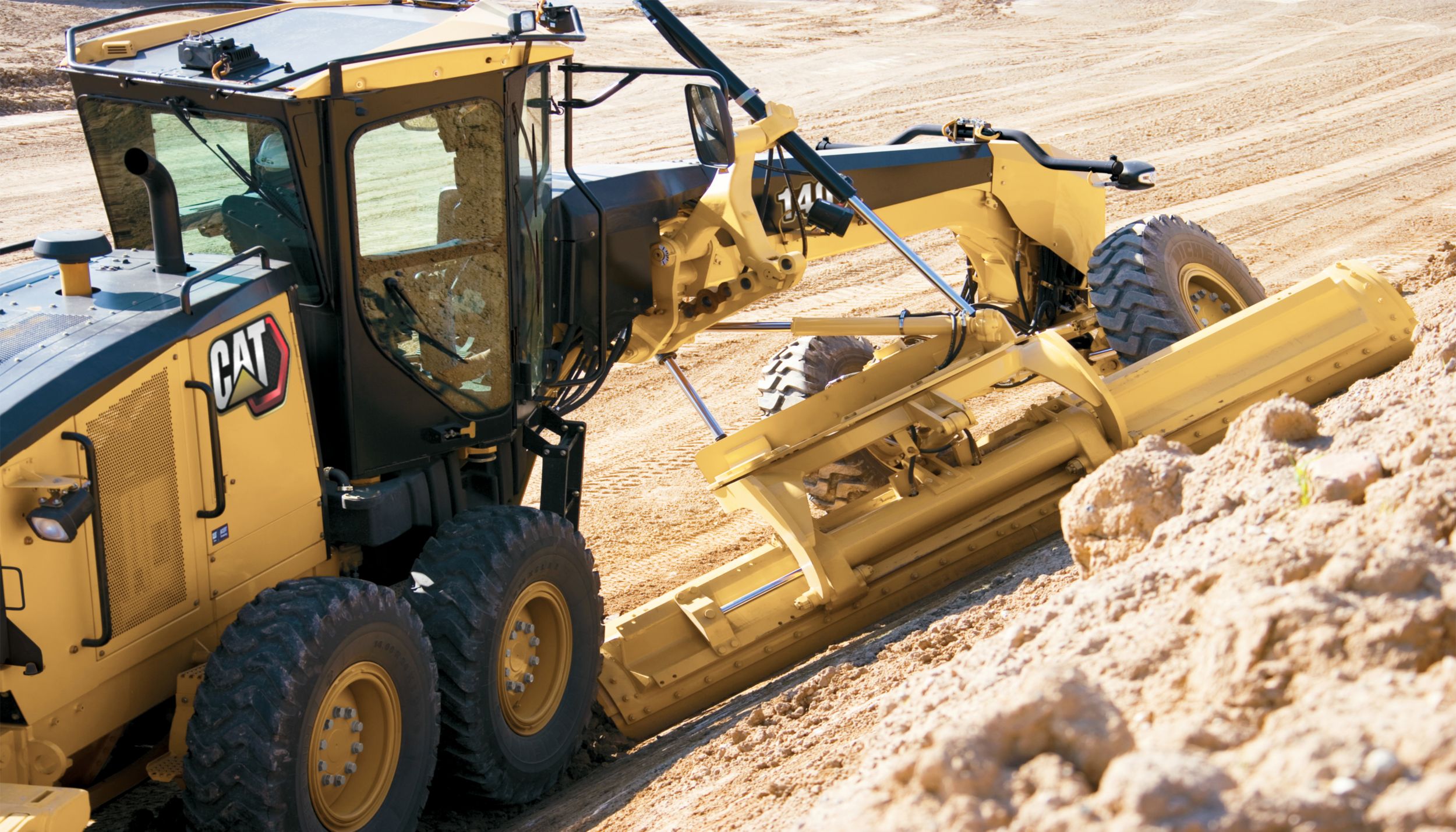 Cat 140 (12M) Motor Grader - PERFORMANCE AND PRODUCTIVITY