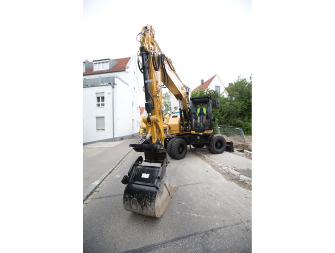 M314 Wheeled Excavator