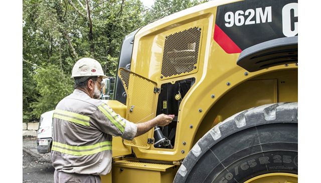 Cat 962M Wheel Loader - SAVE ON SERVICE AND MAINTENANCE