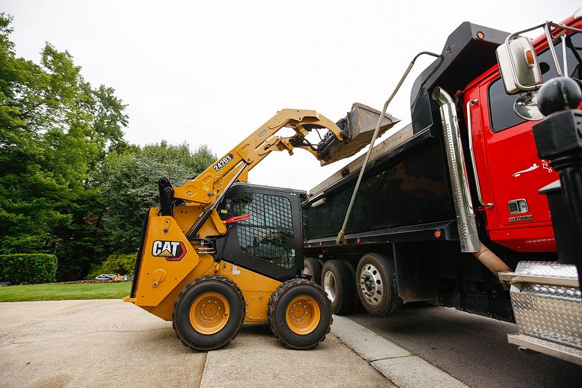 Cat® 242D3 Skid Steer Loader