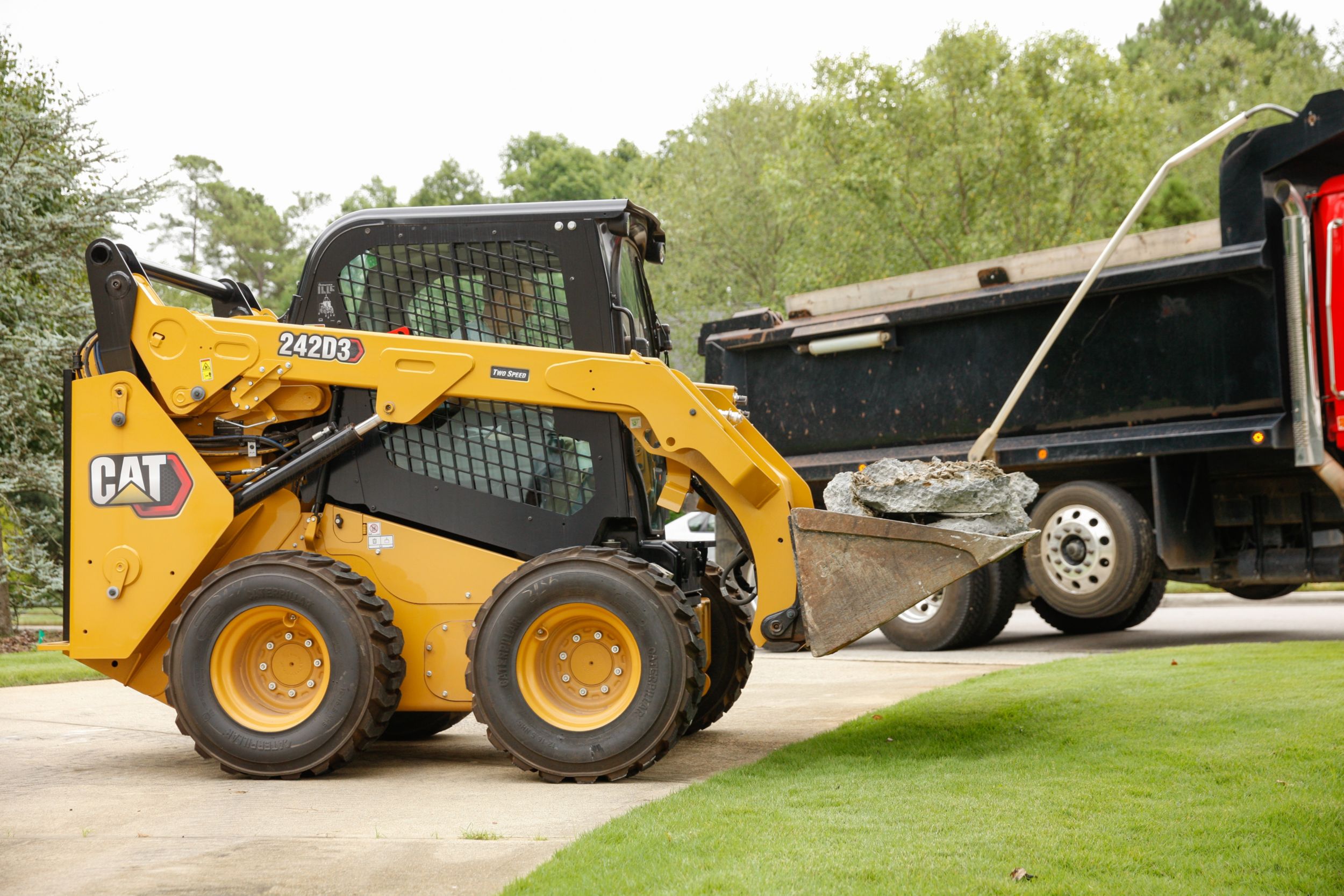 Cat® 242D3 Skid Steer Loader>