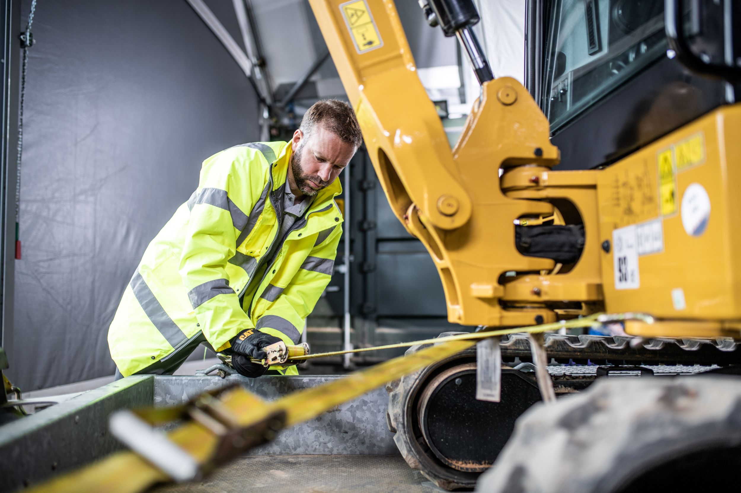 How to Tie Down an Excavator