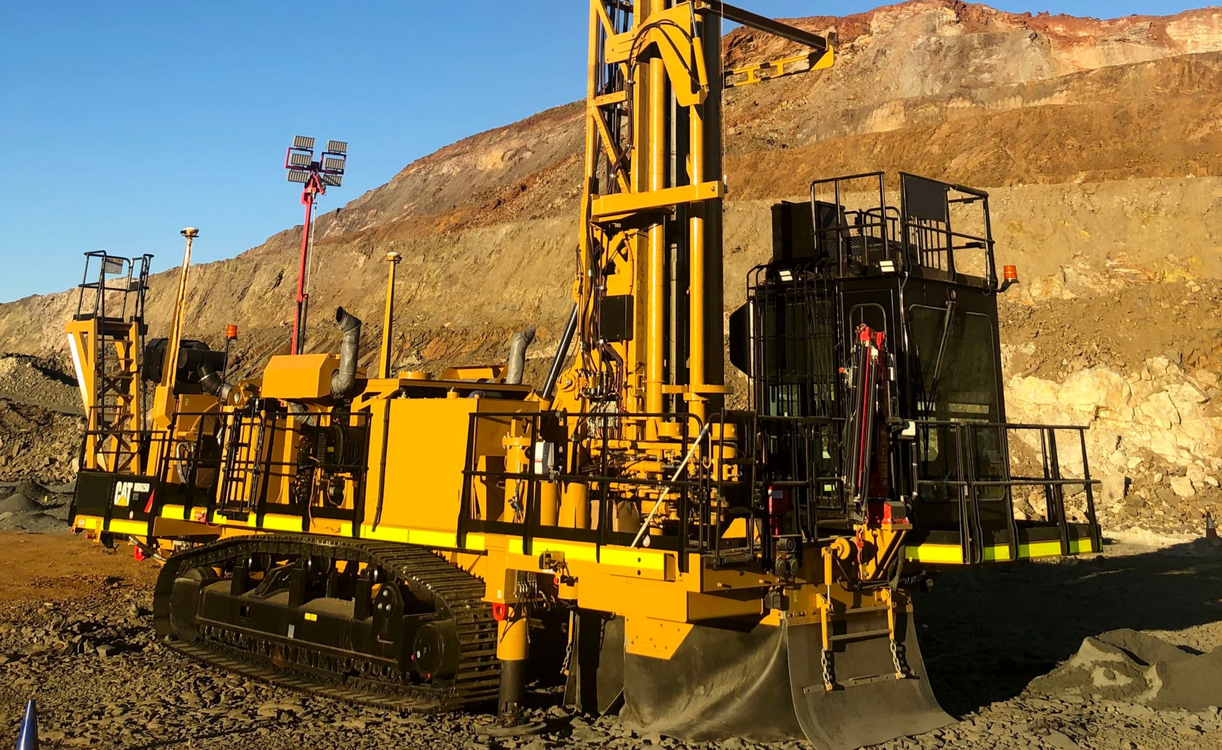 CM20190906-3abee-8cbc4