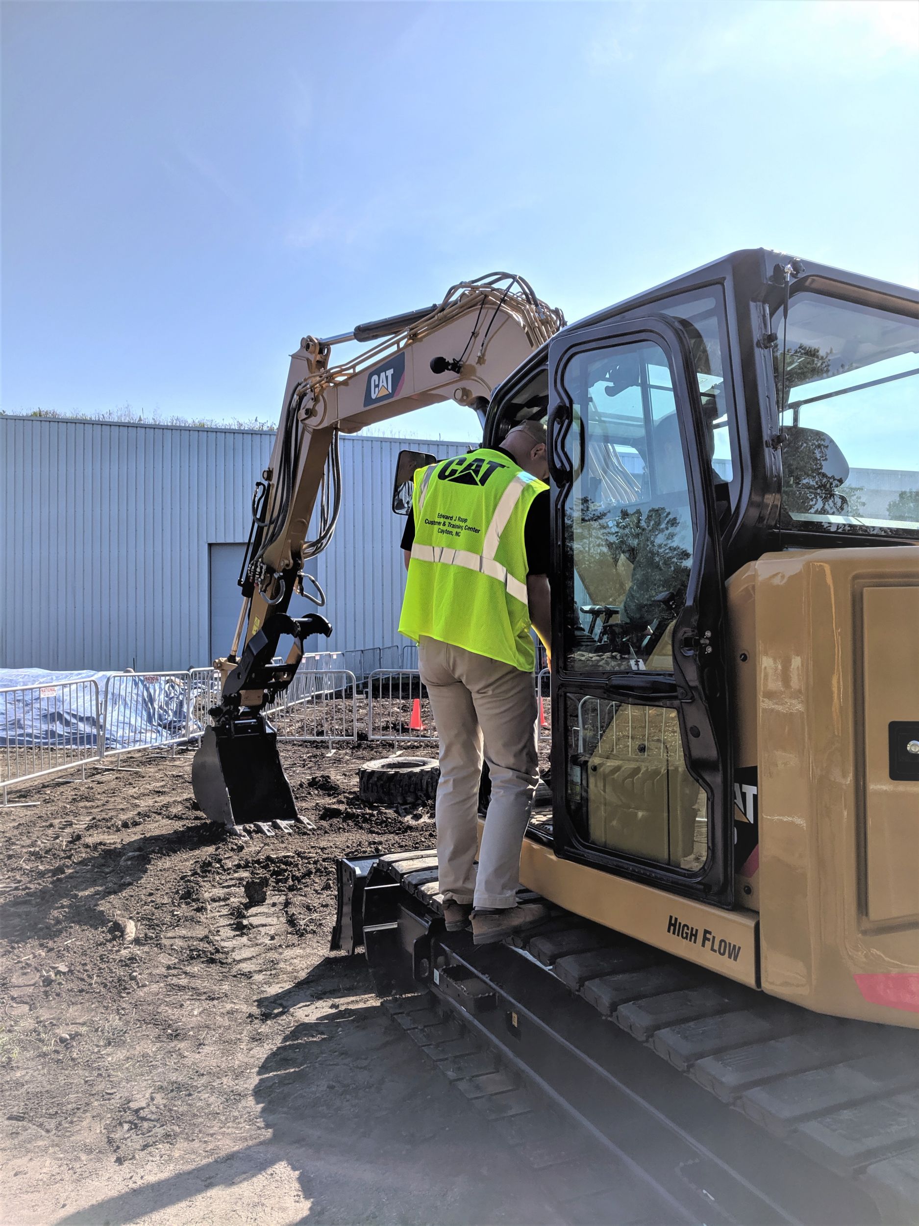 Our Next Generation Cat Mini Excavator experts