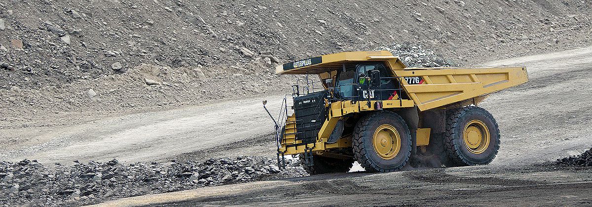 Off-Highway Trucks | Riggs Cat Equipment