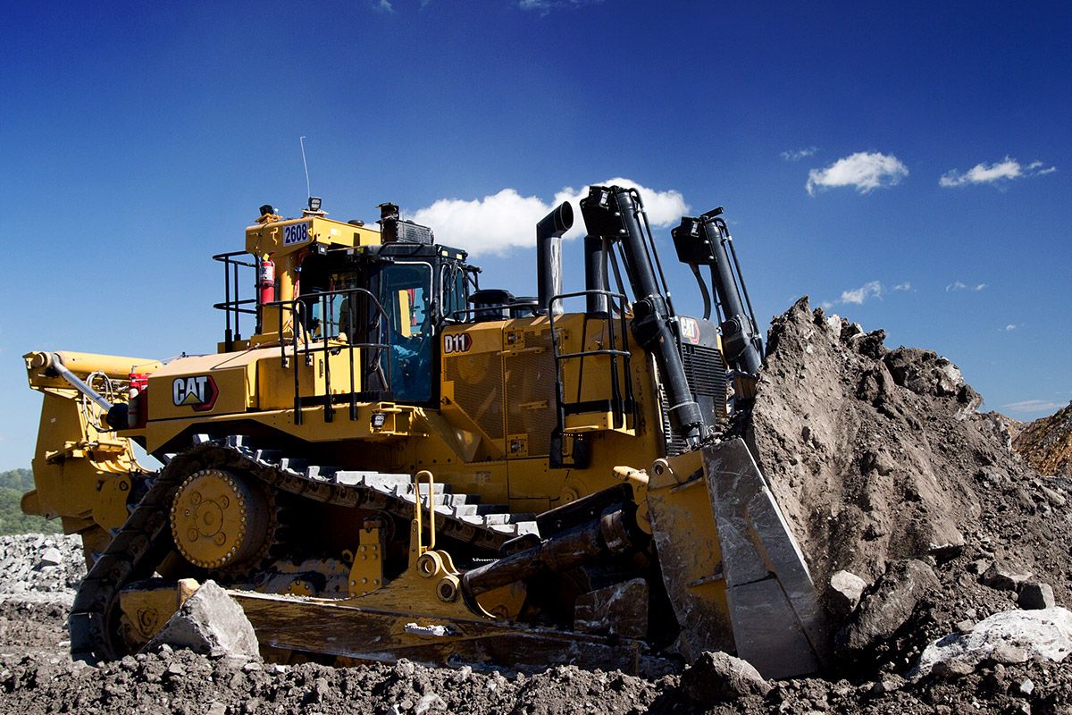 20 Best Pictures Cat D11 Dozer For Sale The Dozer battle Komatsu