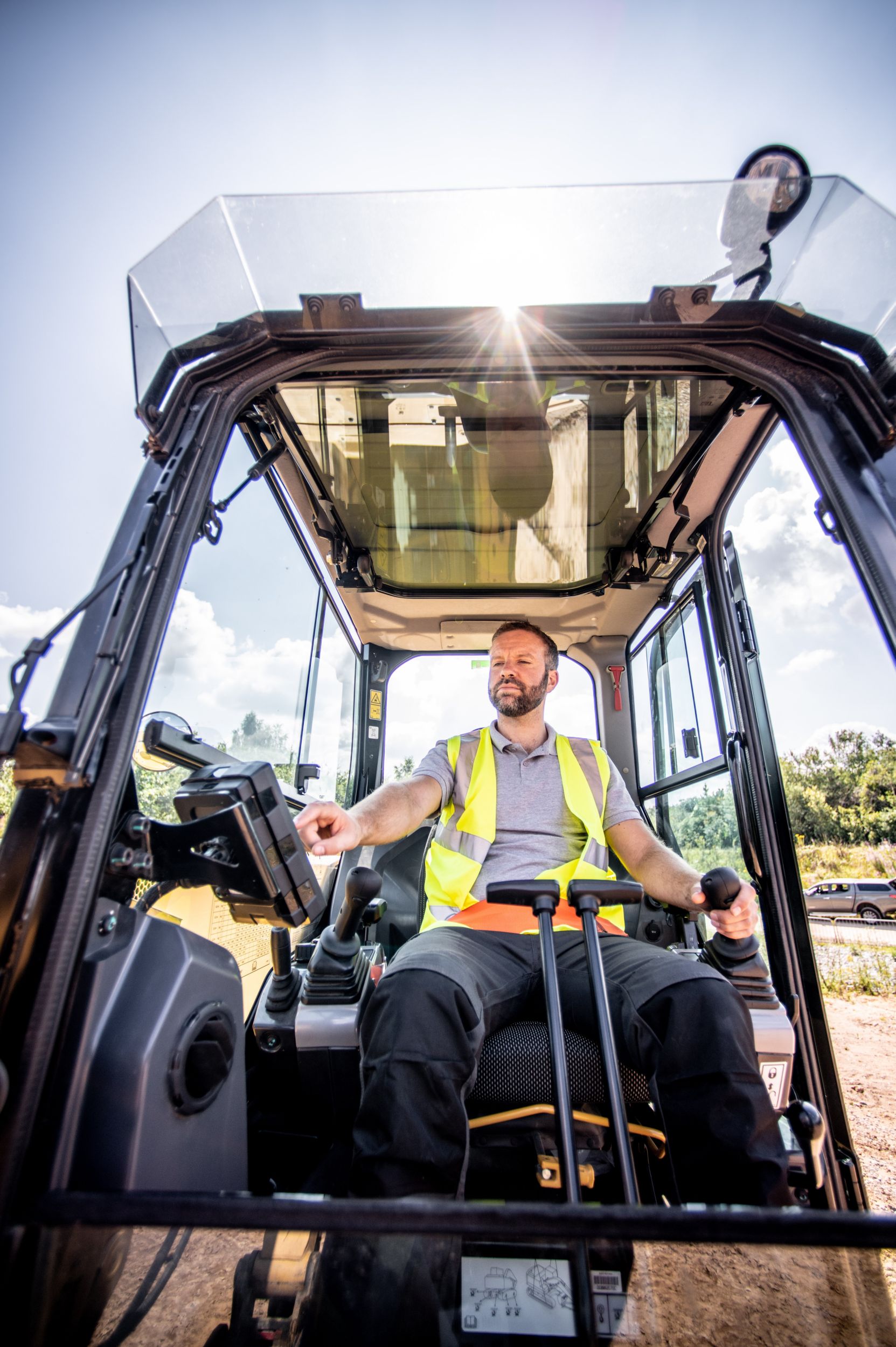 Cat construction site 