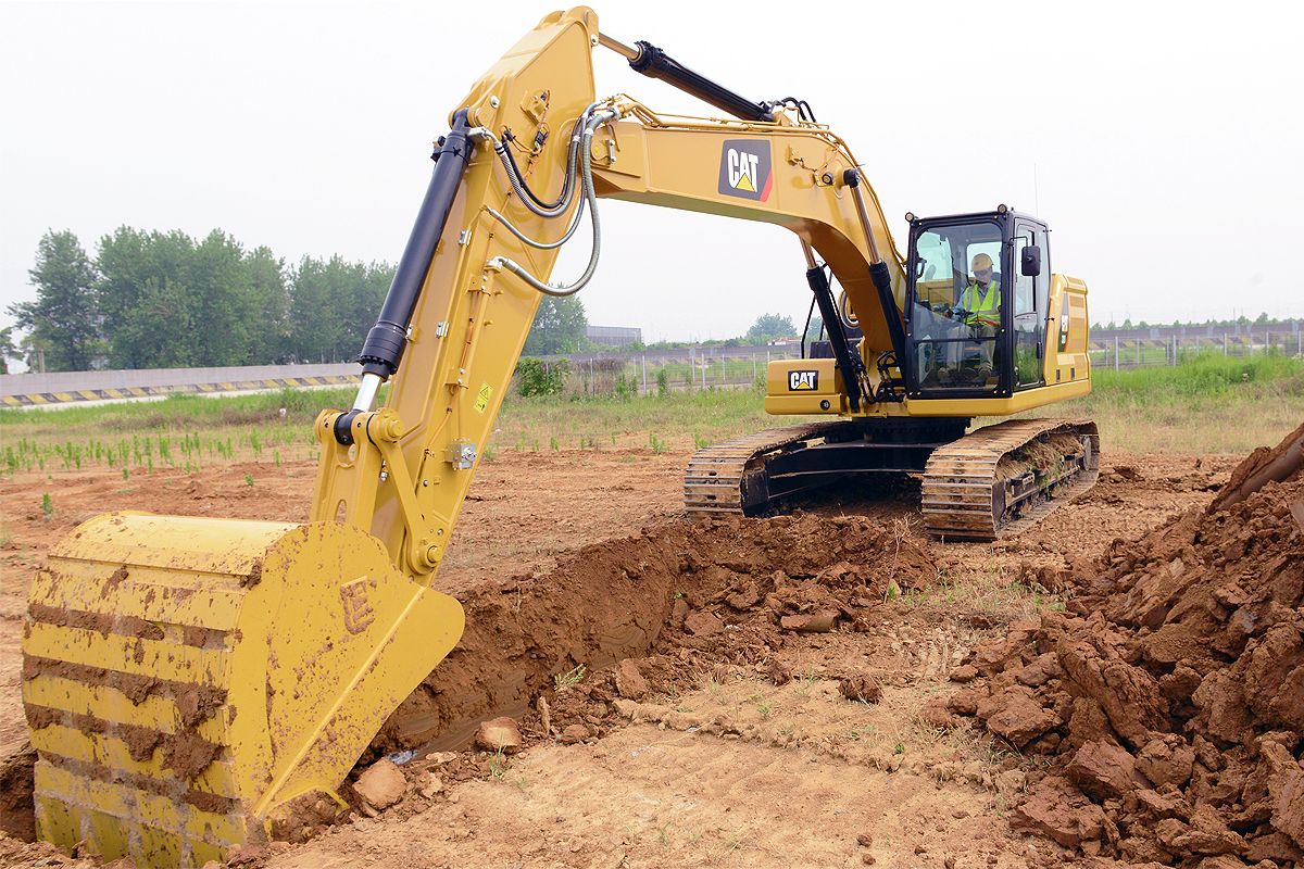 USING CAT GRADE WITH 3D FOR EXCAVATORS