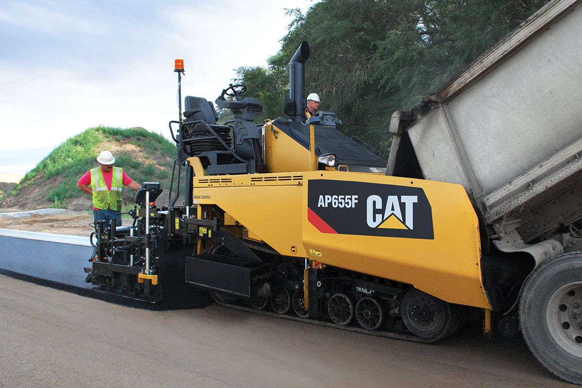 AP655F Track Asphalt Pavers | Cat | Caterpillar