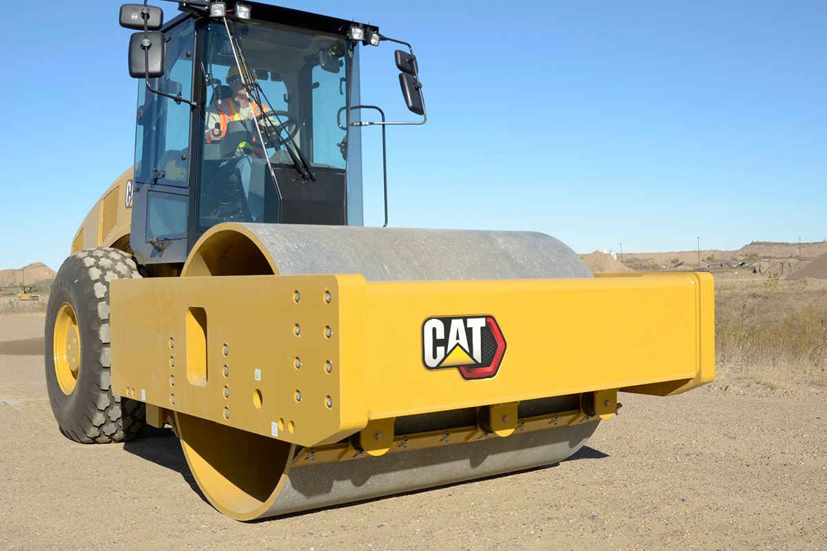 Грунтовой вибрационный каток CS76B | Cat | Caterpillar