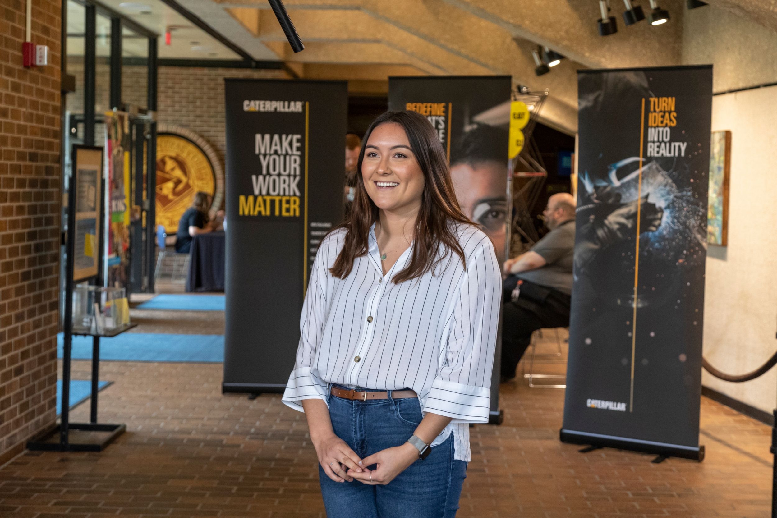 Leslie Rosas, Communications Intern