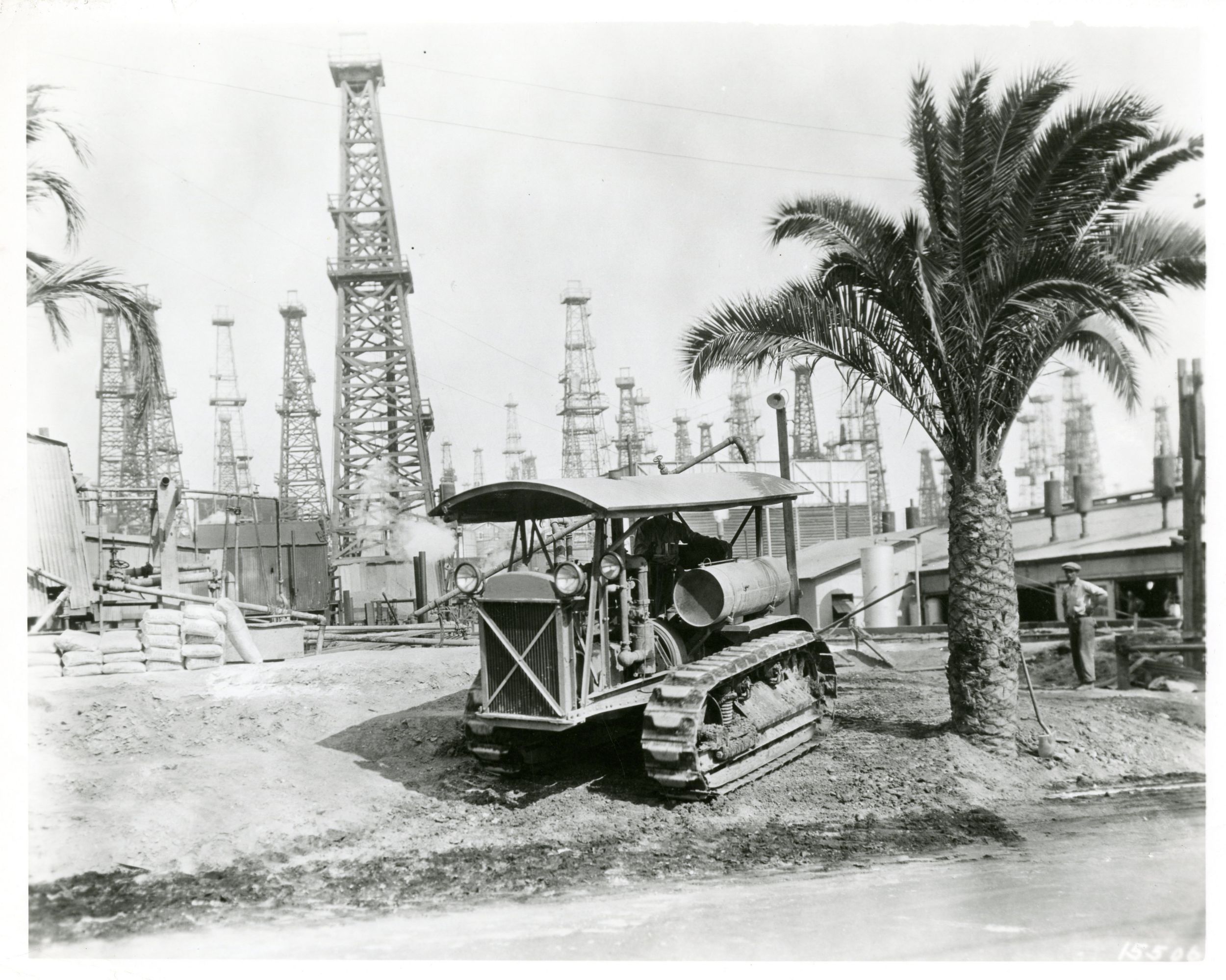 Caterpillar Caterpillar Celebrates 90 Years on the New York Stock