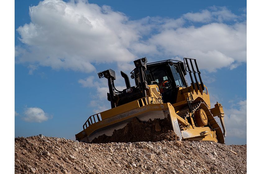 D7 Dozer Using GPS on a Slope