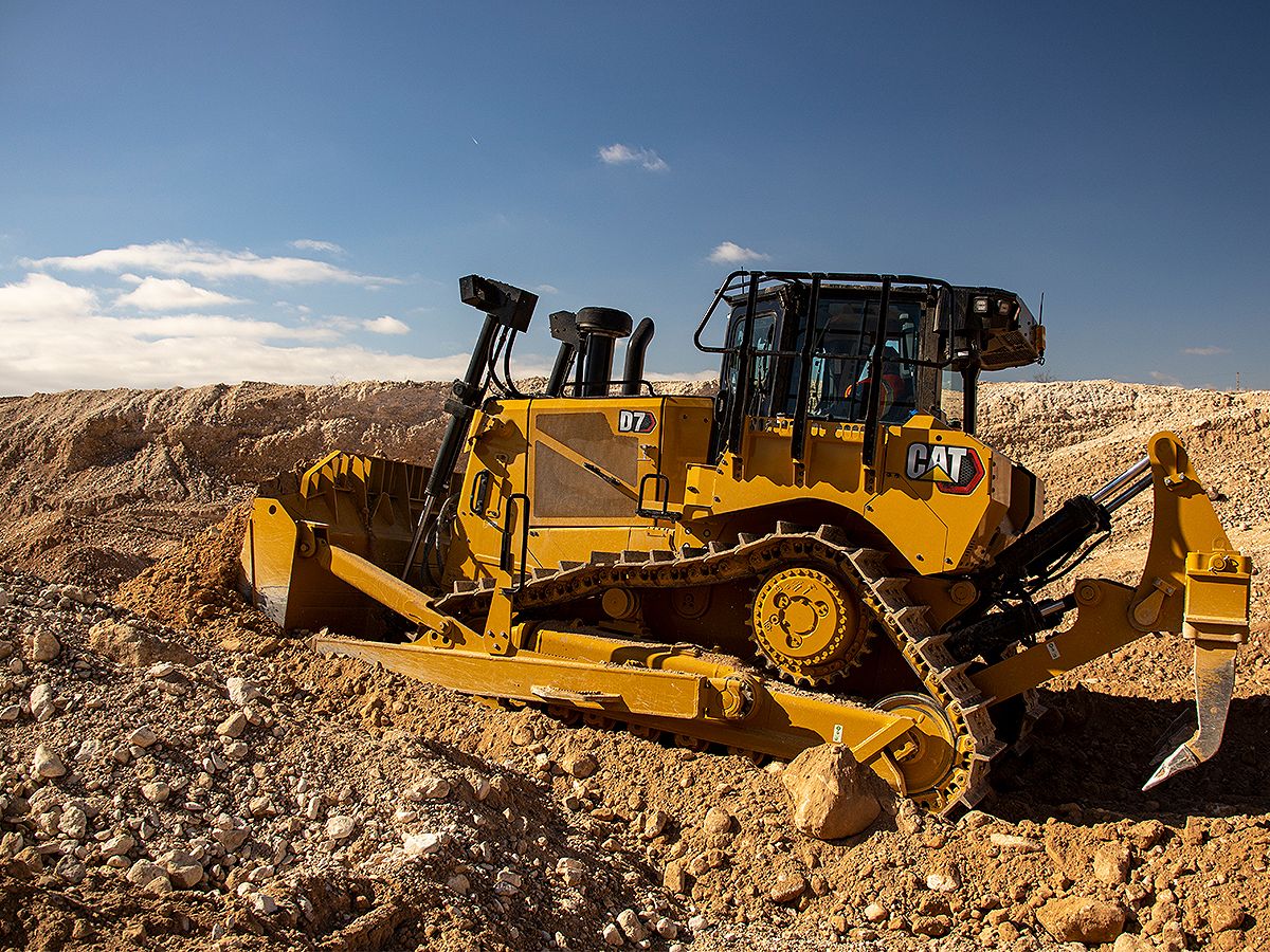 D7 High Drive Bulldozer