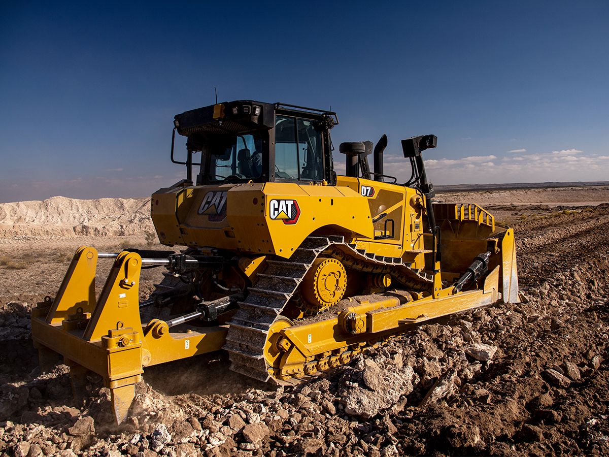 Dozer D7 is gebalanceerd voor rippen