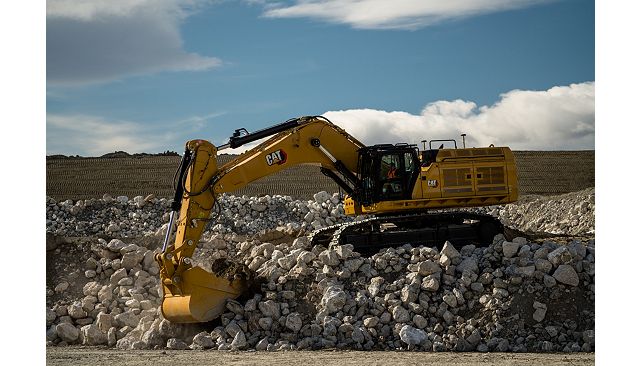 Cat® 374 Hydraulic Excavator - Intuitive and Empowering to Operate