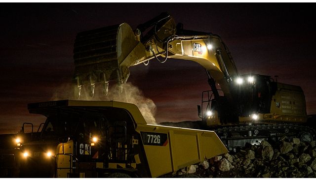 Cat® 374 Hydraulic Excavator - Performance Powerhouse