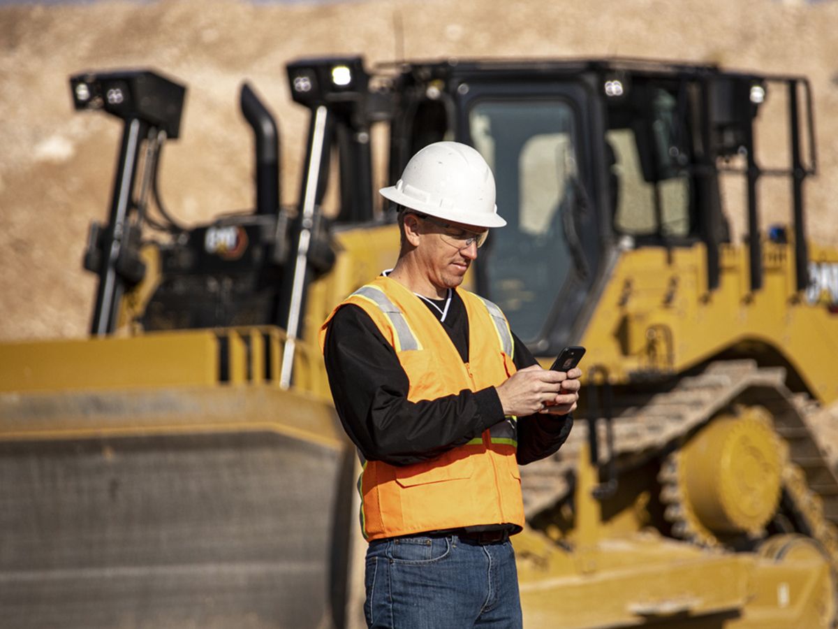 Cat D7 Dozer Connect to Greater Efficiency