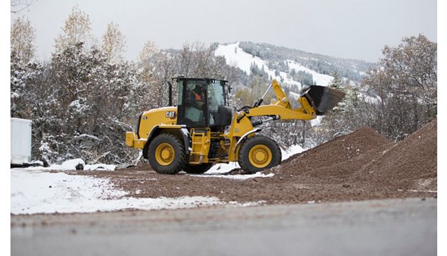 The 914 Compact Wheel Loader.