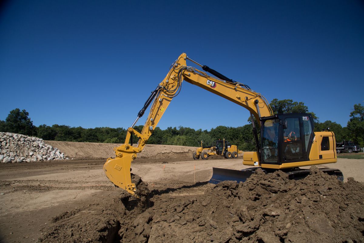 The Cat® 313 excavator offers superior performance and operator efficiency. Cat technologies, a new cab focused on operator comfort and  productivity, and low fuel and maintenance costs allow you to move material all day with speed and precision.