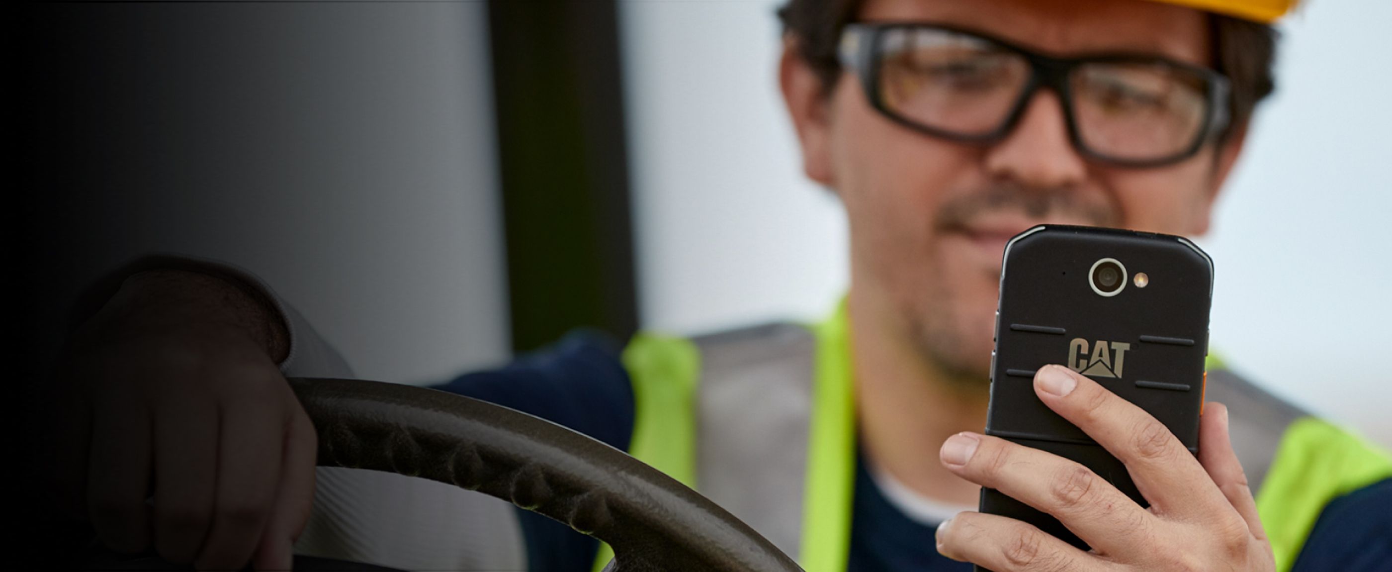 ENCUENTRE A SU DISTRIBUIDOR