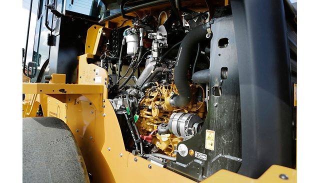 Cat® 920 Compact Wheel Loader