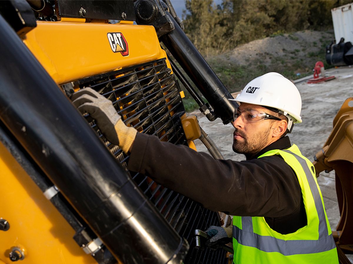 5 Tips for Maintaining Your Used Construction Equipment