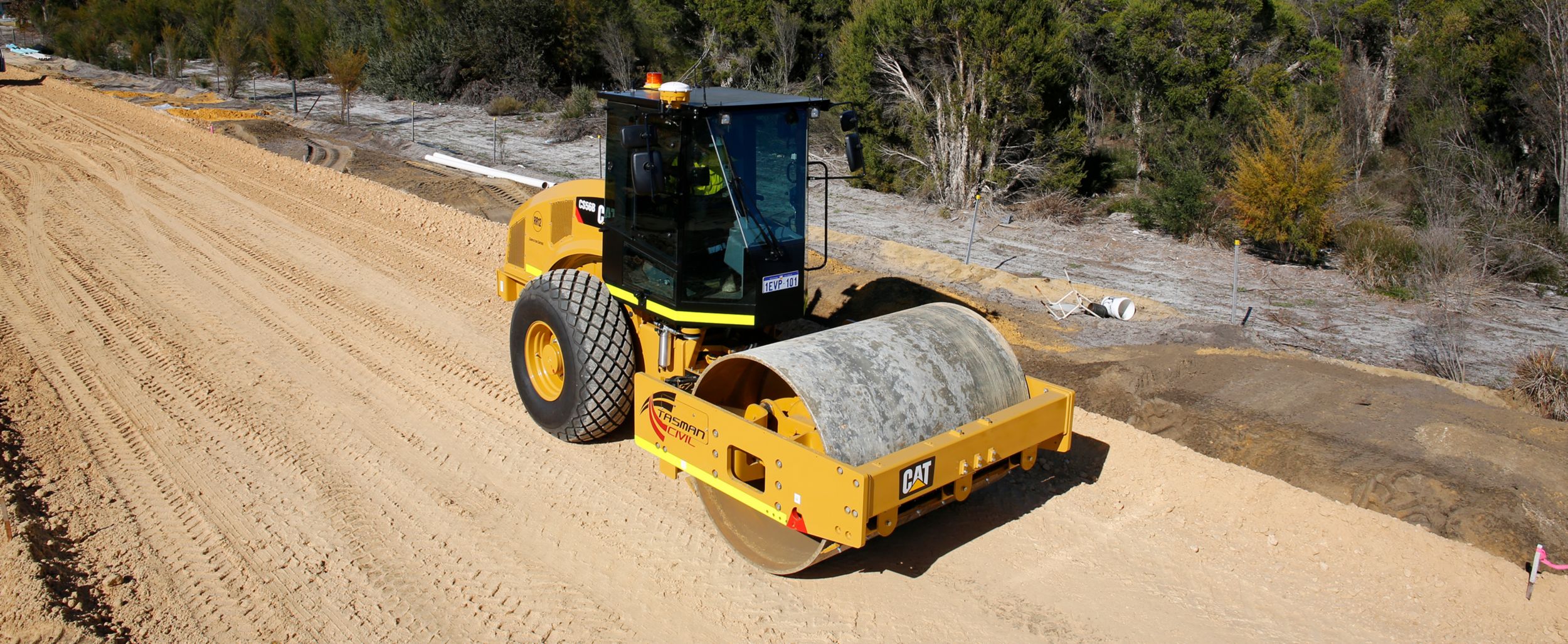 Vibratory Soil Compactor Selection Guide | Cat | Caterpillar