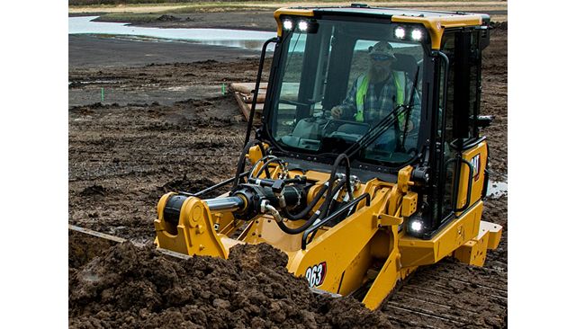 963 Track Loader is Easy to Operate