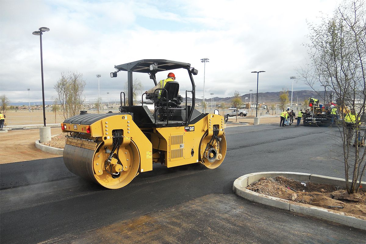 Cat Compact with Auto Adjustable Compaction