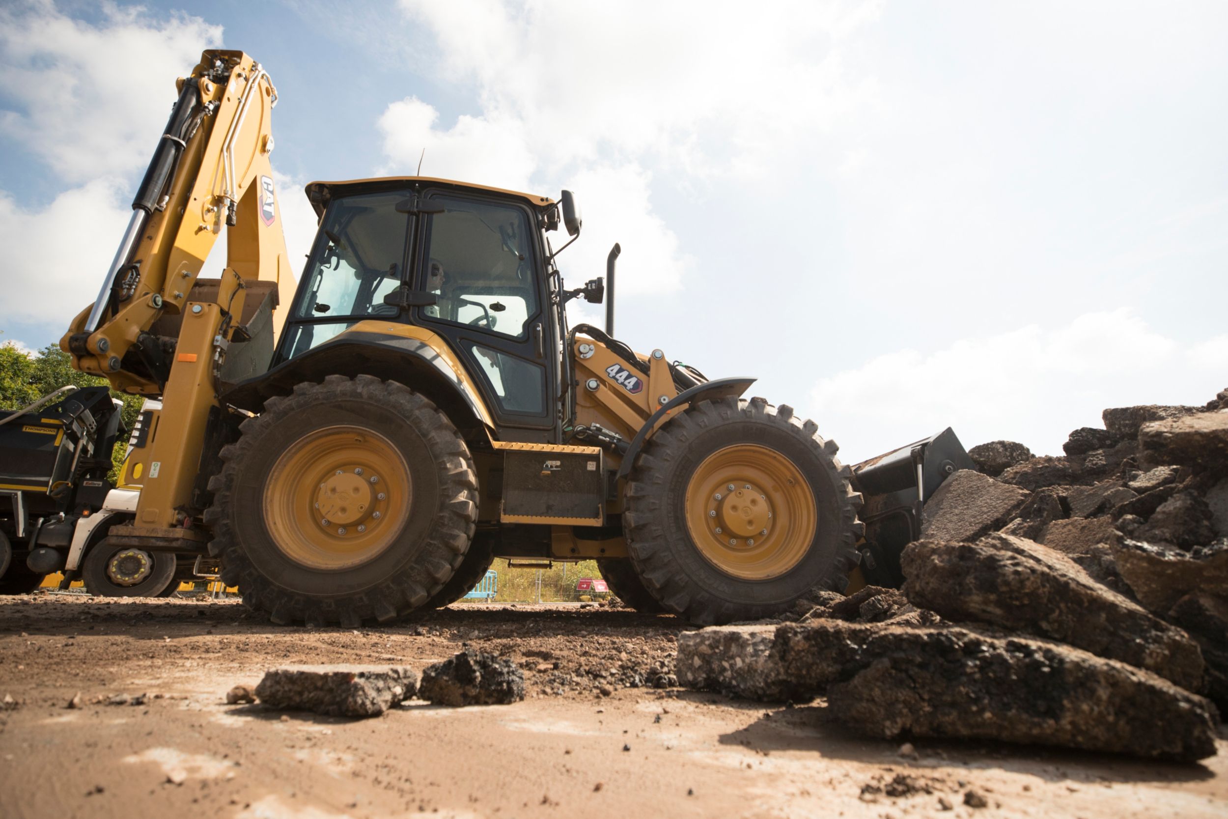 444 Side Shift Backhoe Loaders | Cat | Caterpillar