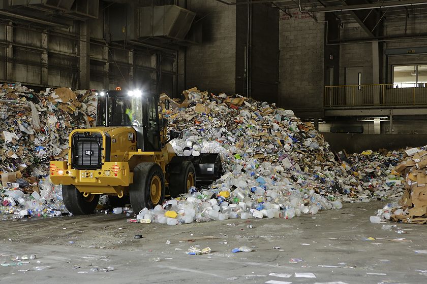 Cat® 920 Compact Wheel Loader