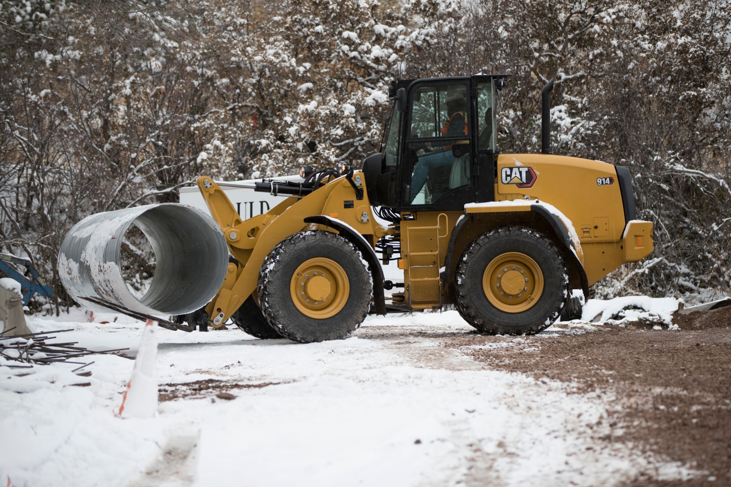 Cat® 914 Compact Wheel Loader