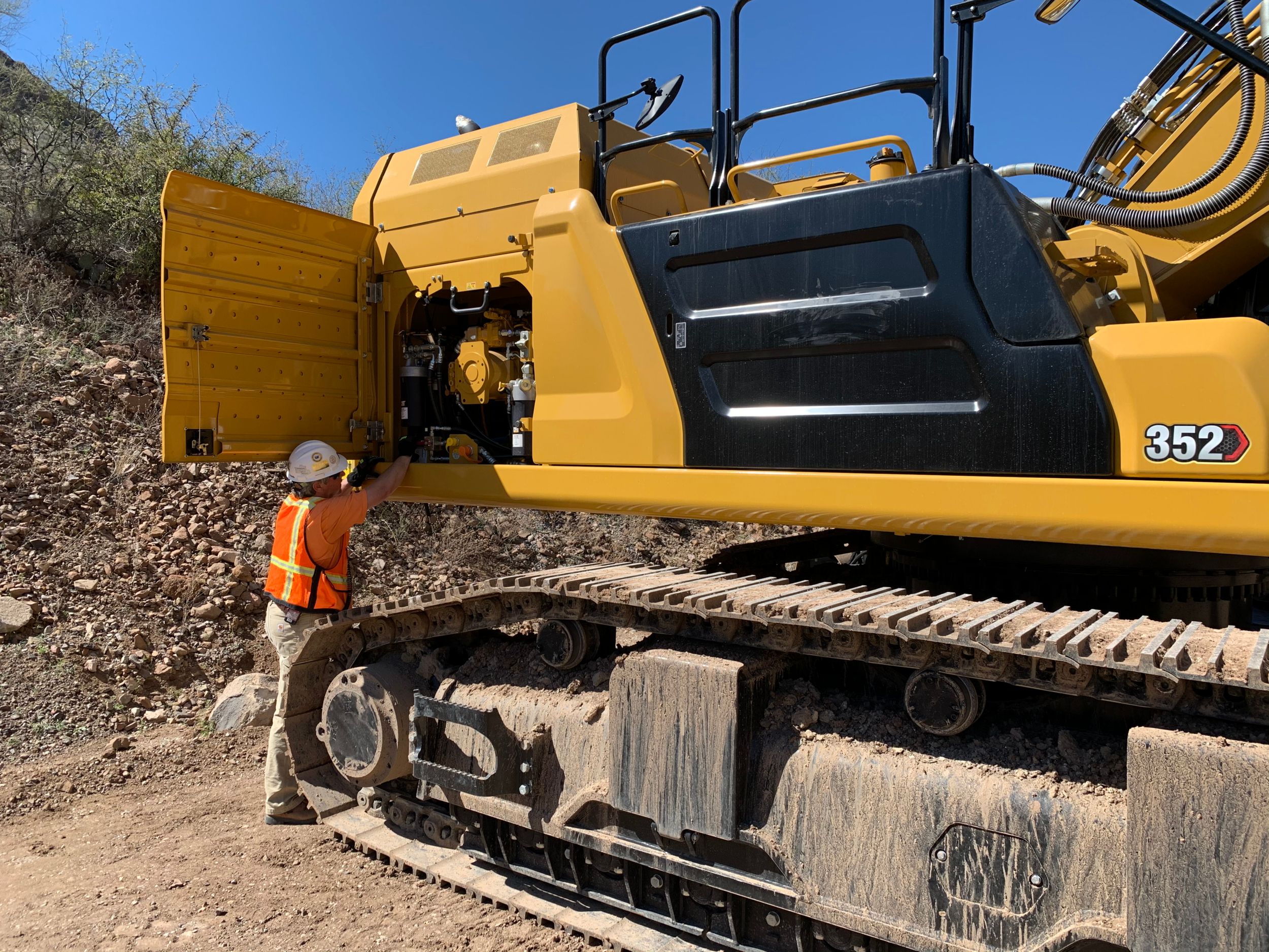 352 Demolition Excavator