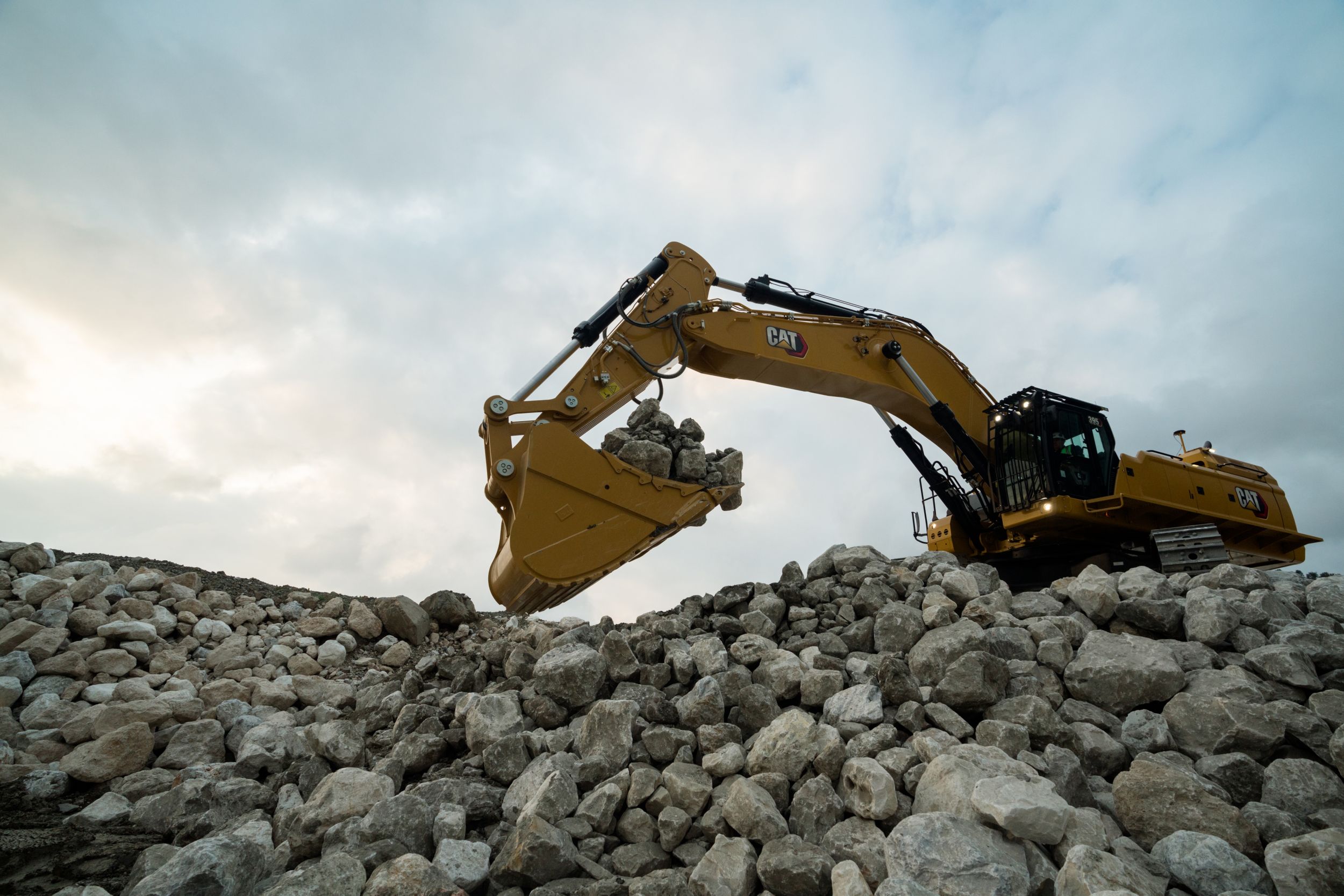 The Cat 395 hydraulic excavator is built to move material with speed and power.