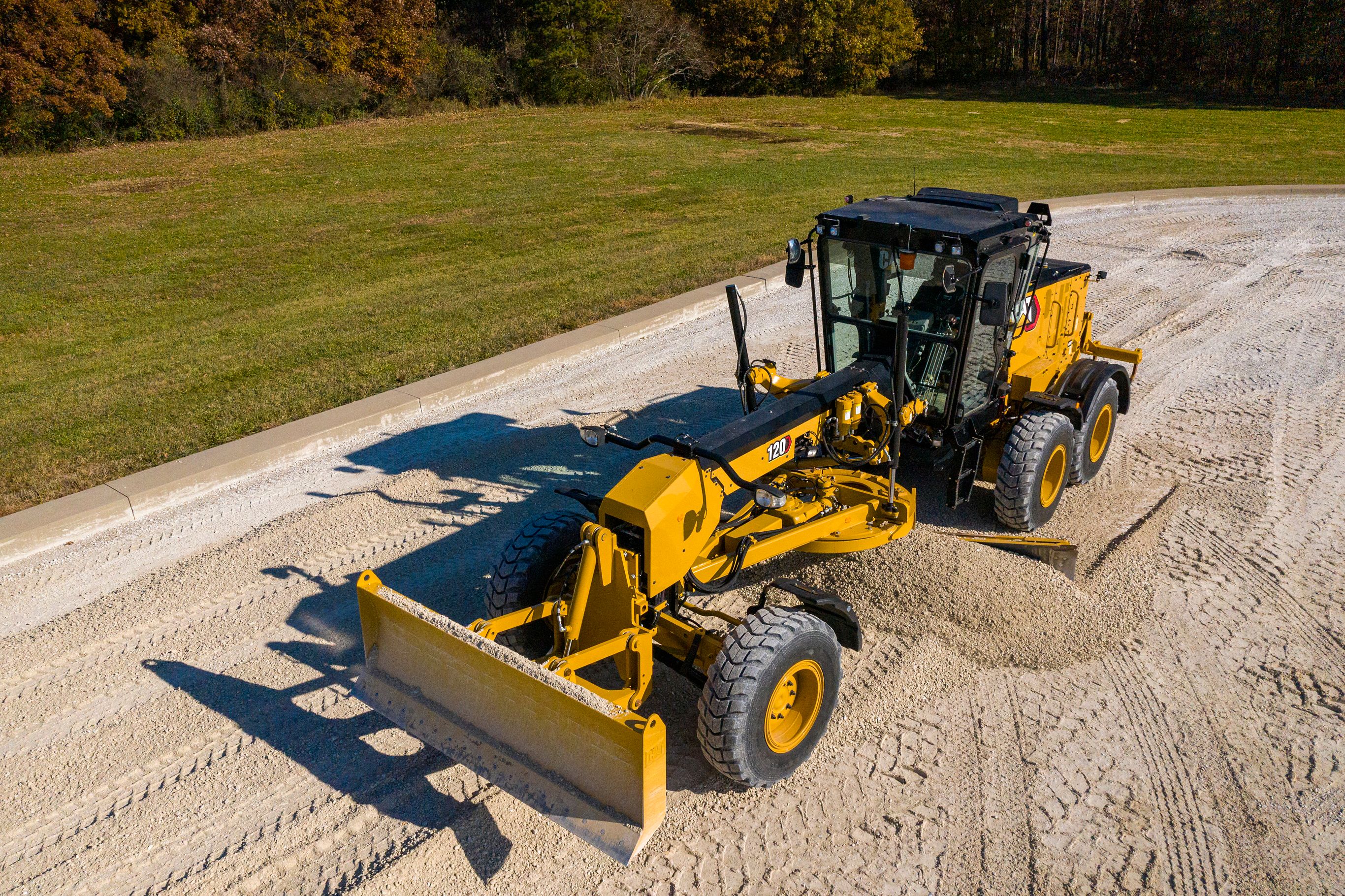 Motor Grader Maintenance Guide: 10 Motor Grader Maintenance Tips