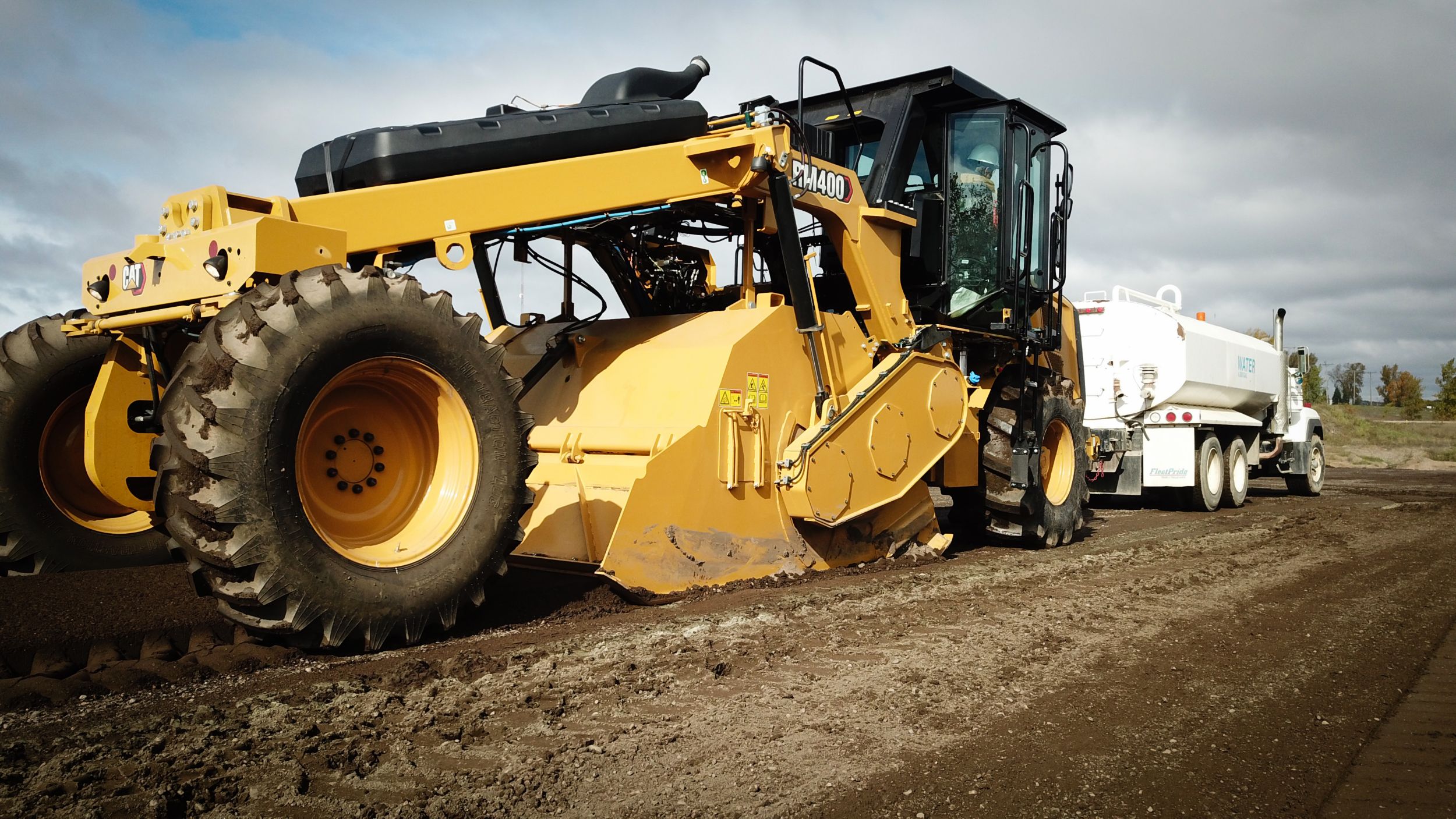 New Cat® RM400 Road Reclaimer | N C Machinery