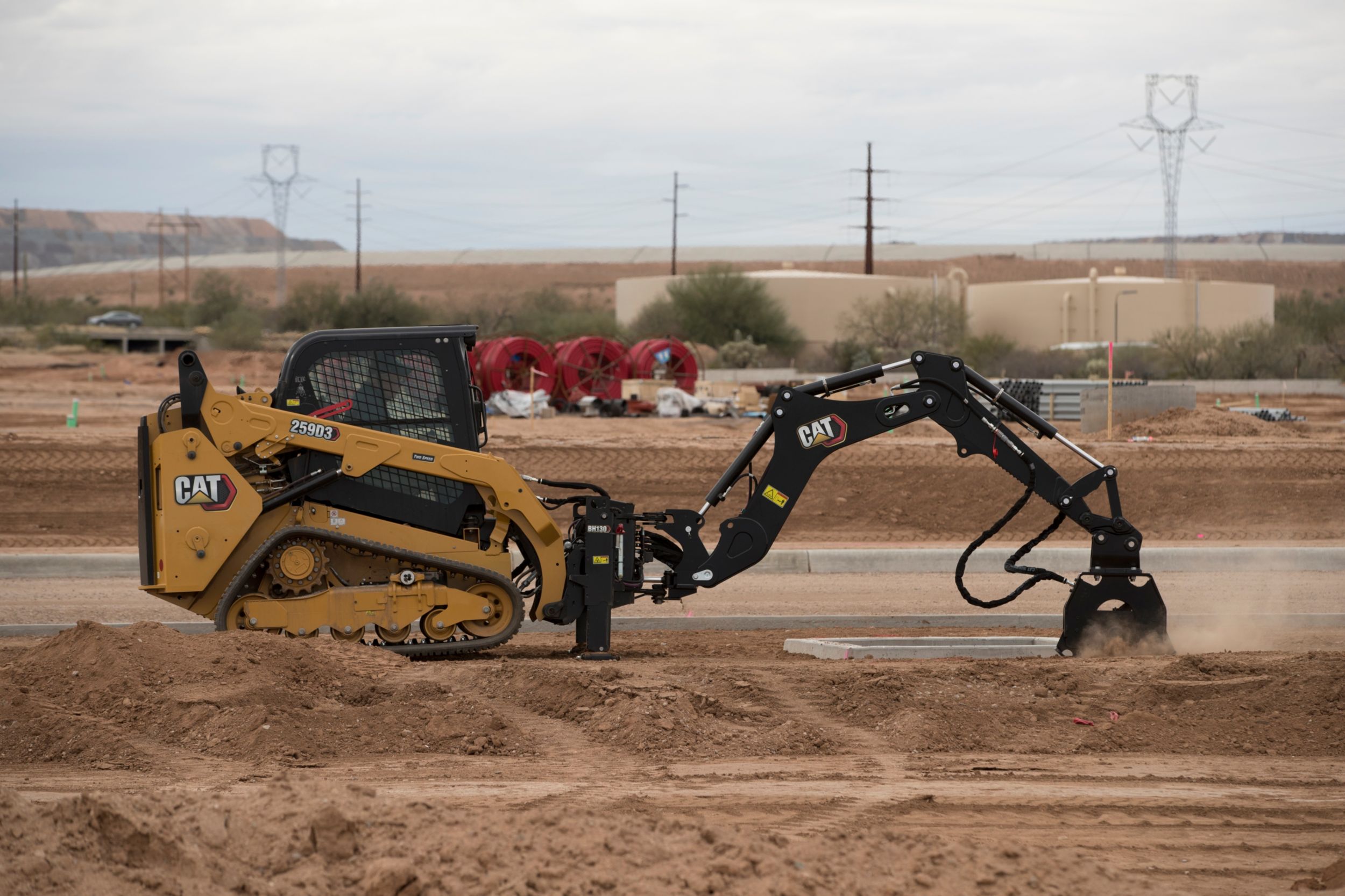 紧凑型履带和全地形装载机用底盘系统
