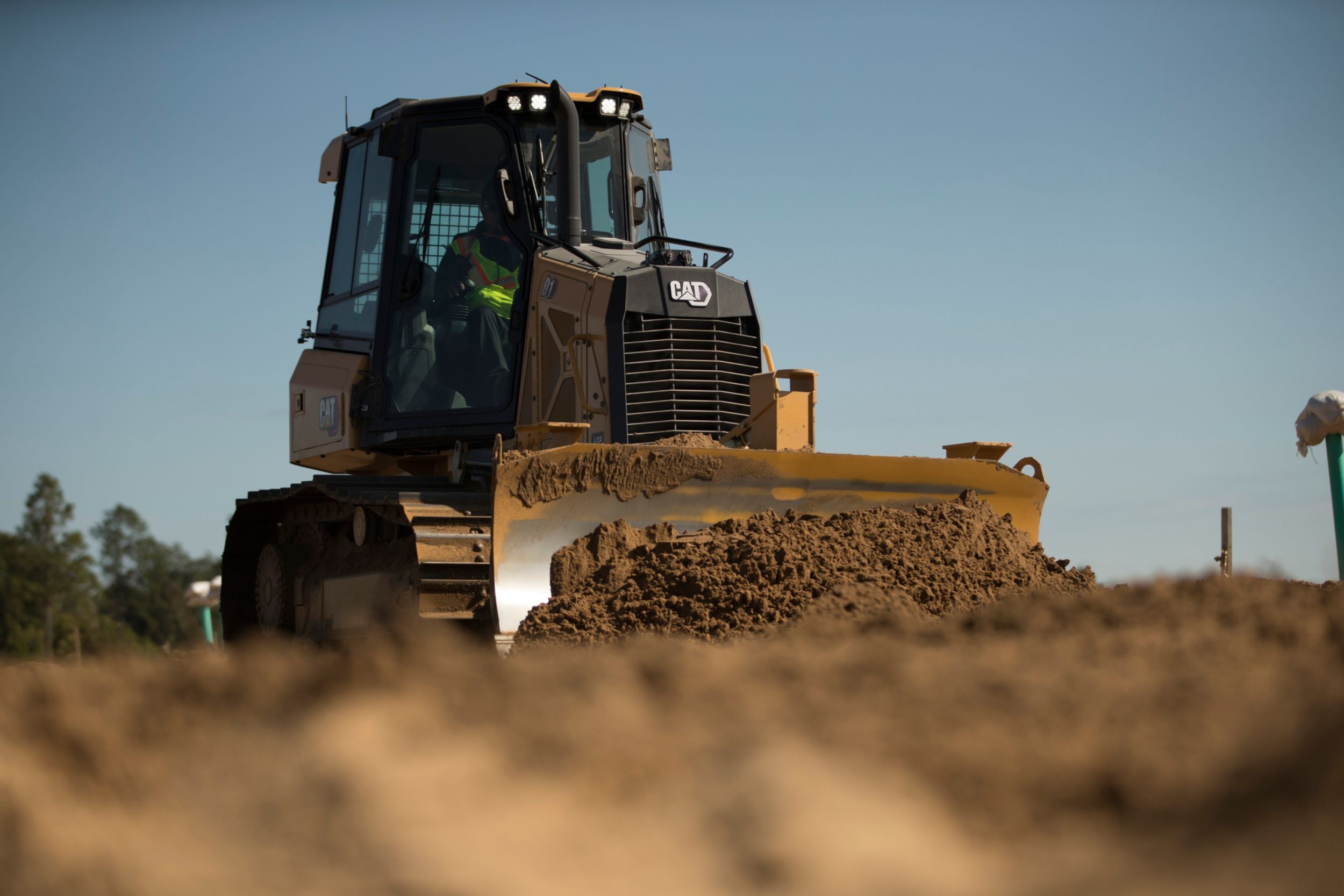 D1 Track-Type Tractor