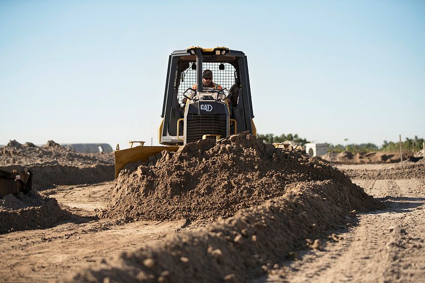 Cat® D3 Small Dozer