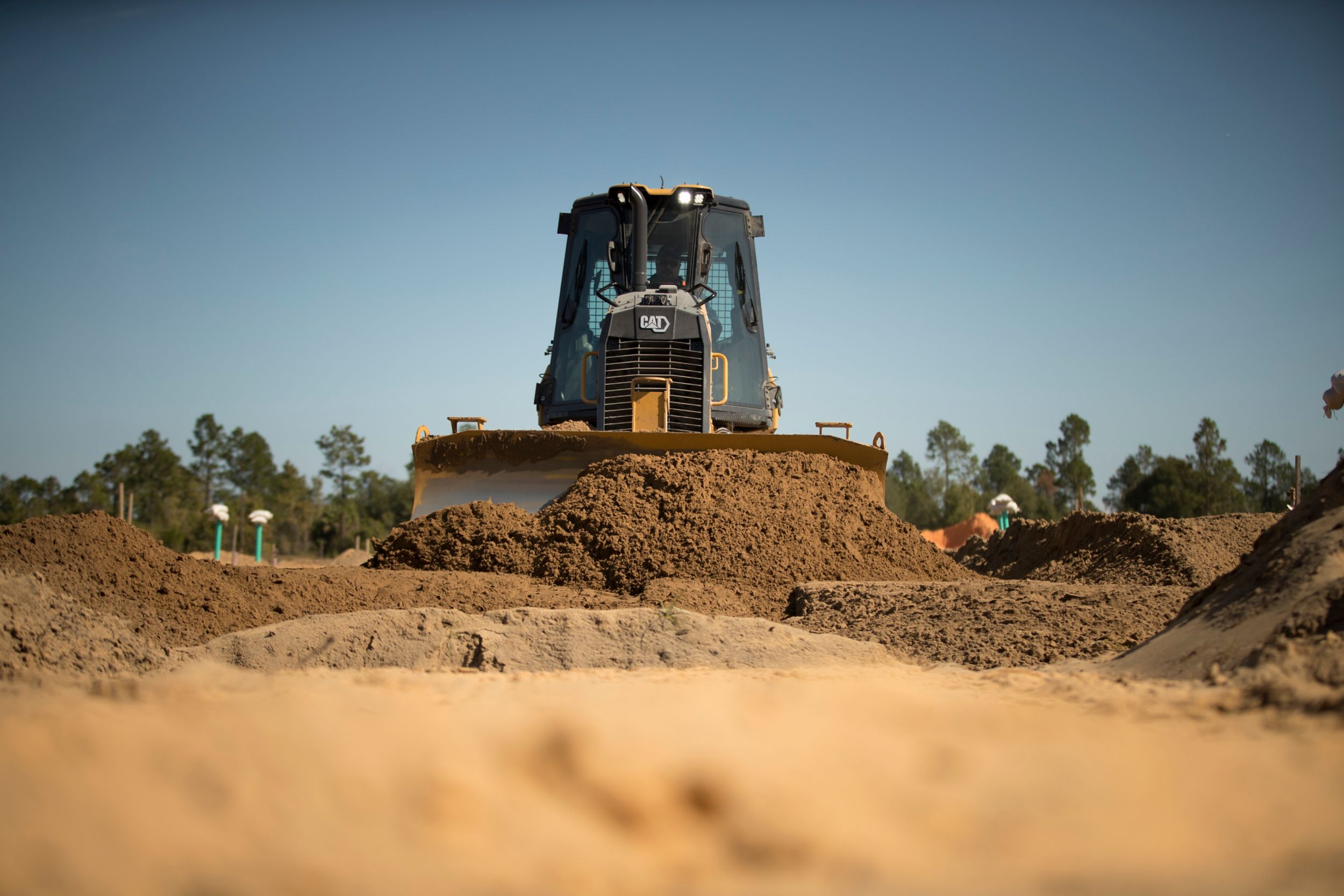 Cat® D2 Small Dozer