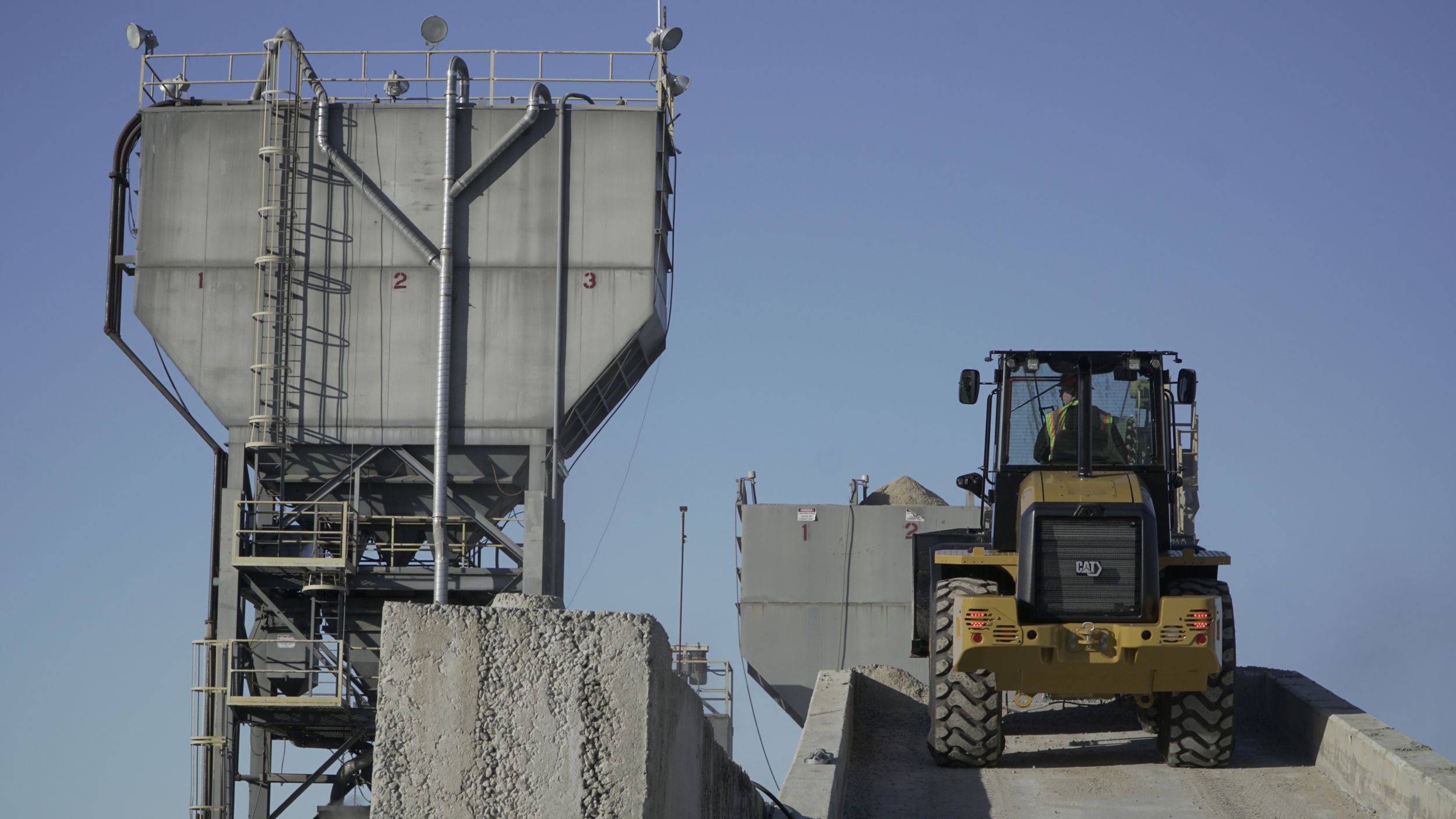 Cat® 920 Compact Wheel Loader