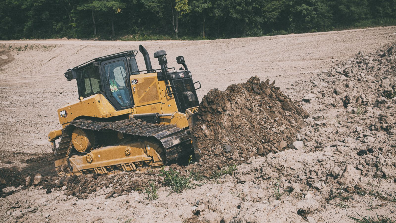 Cat® D6 XE Walk-around | Cat | Caterpillar