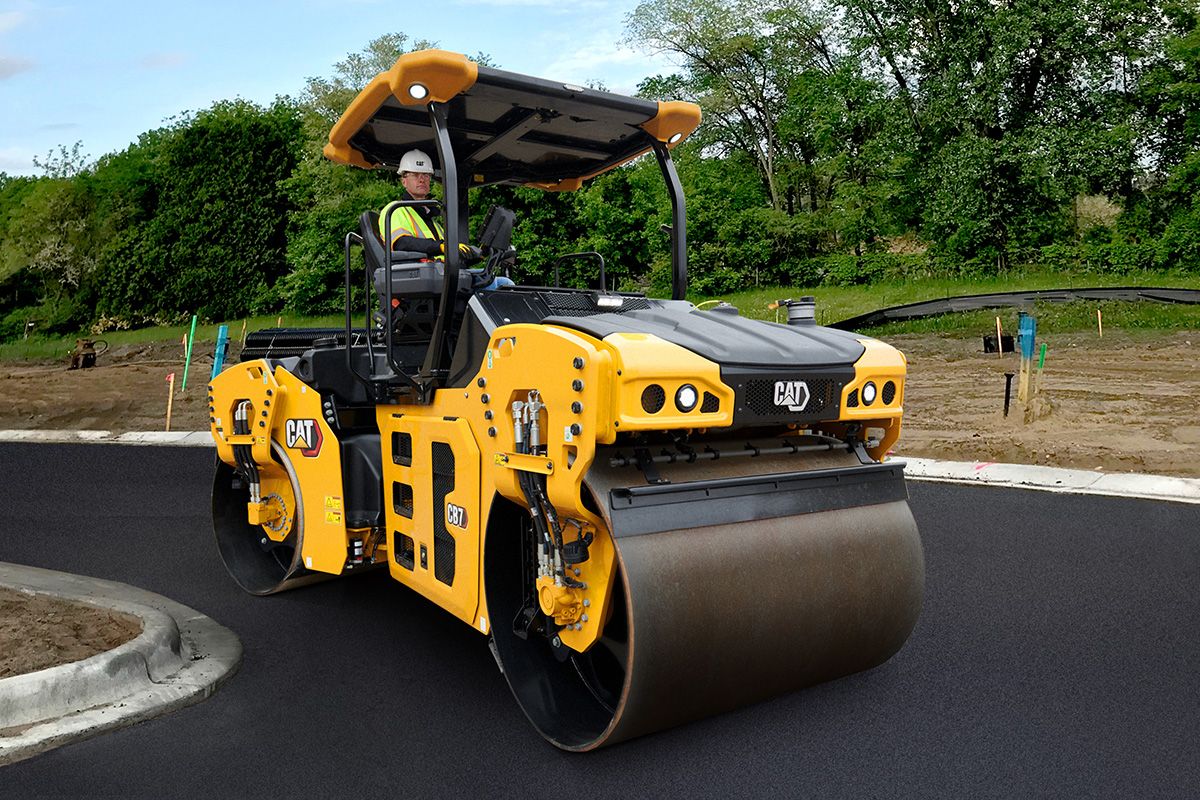 CB7 Asphalt Compactor | Cat | Caterpillar