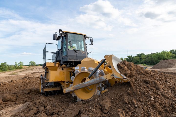 815 Soil Compactor