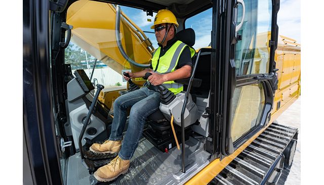 Cat® 350 Hydraulic Excavator- Ultimate Operator Comfort