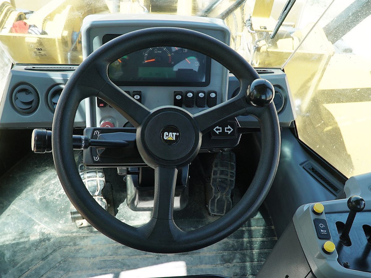 Easy, Comfortable Operator Environment