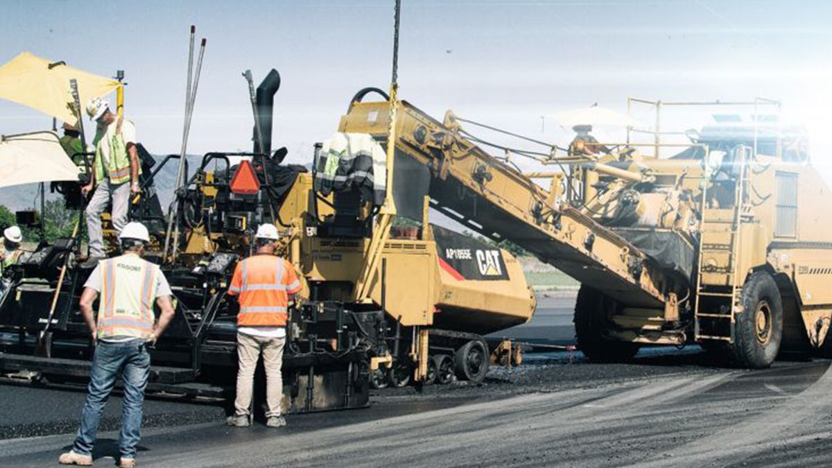 Paving Technology Pays Off Cat Caterpillar Paving Technology Pays Off Cat Caterpillar