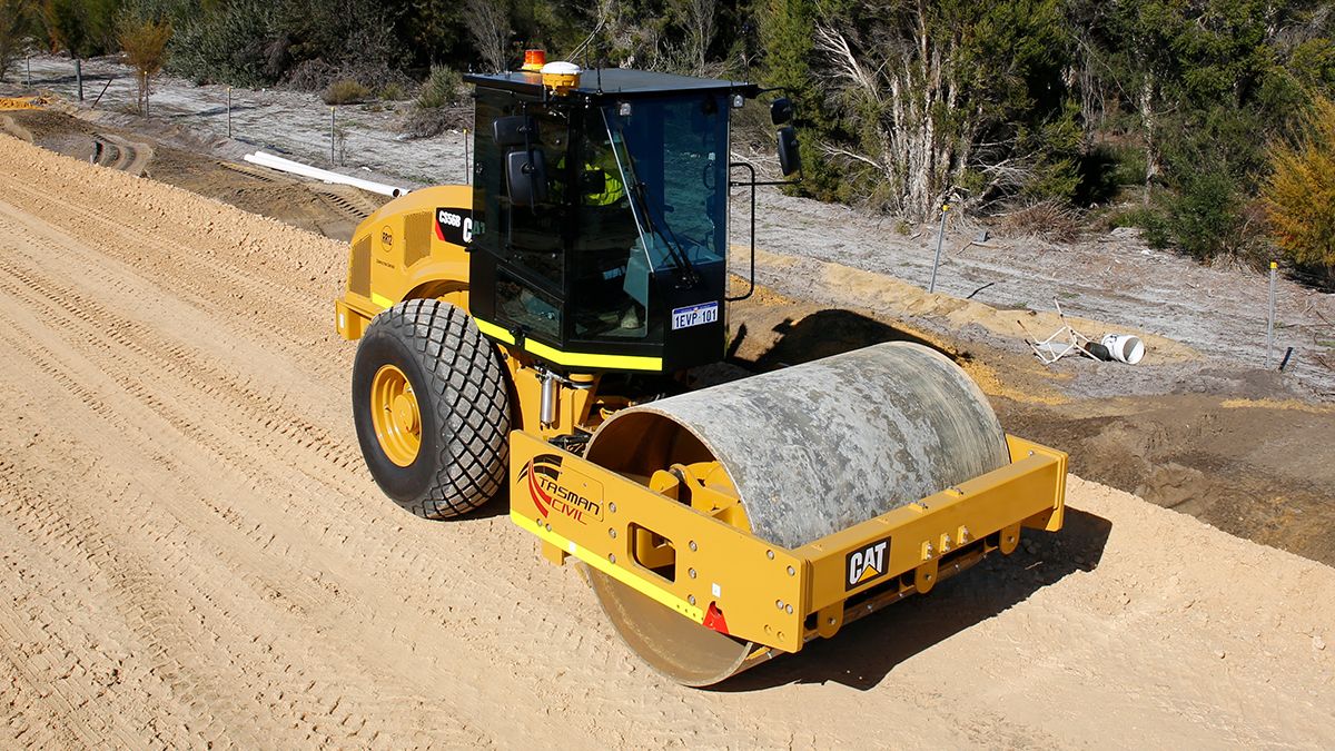 Vibratory Soil Compactor Selection Guide | Cat | Caterpillar